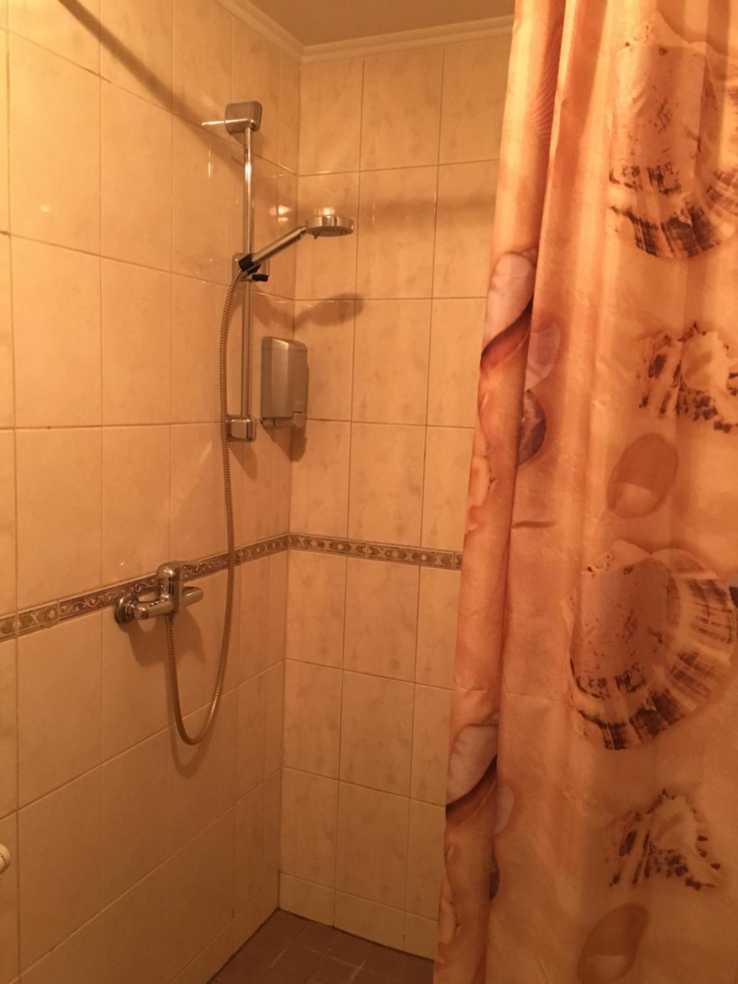 Rocca Apartments Talin Quarto foto